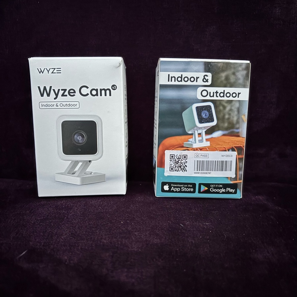 Wyze Cam v3 - set of two